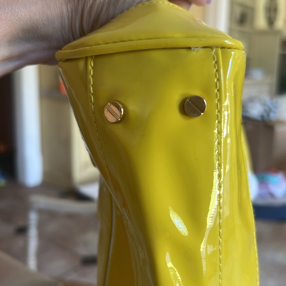 Tory Burch Tote - Picture 6 of 7